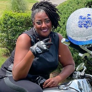 Meet your Posher, Helen